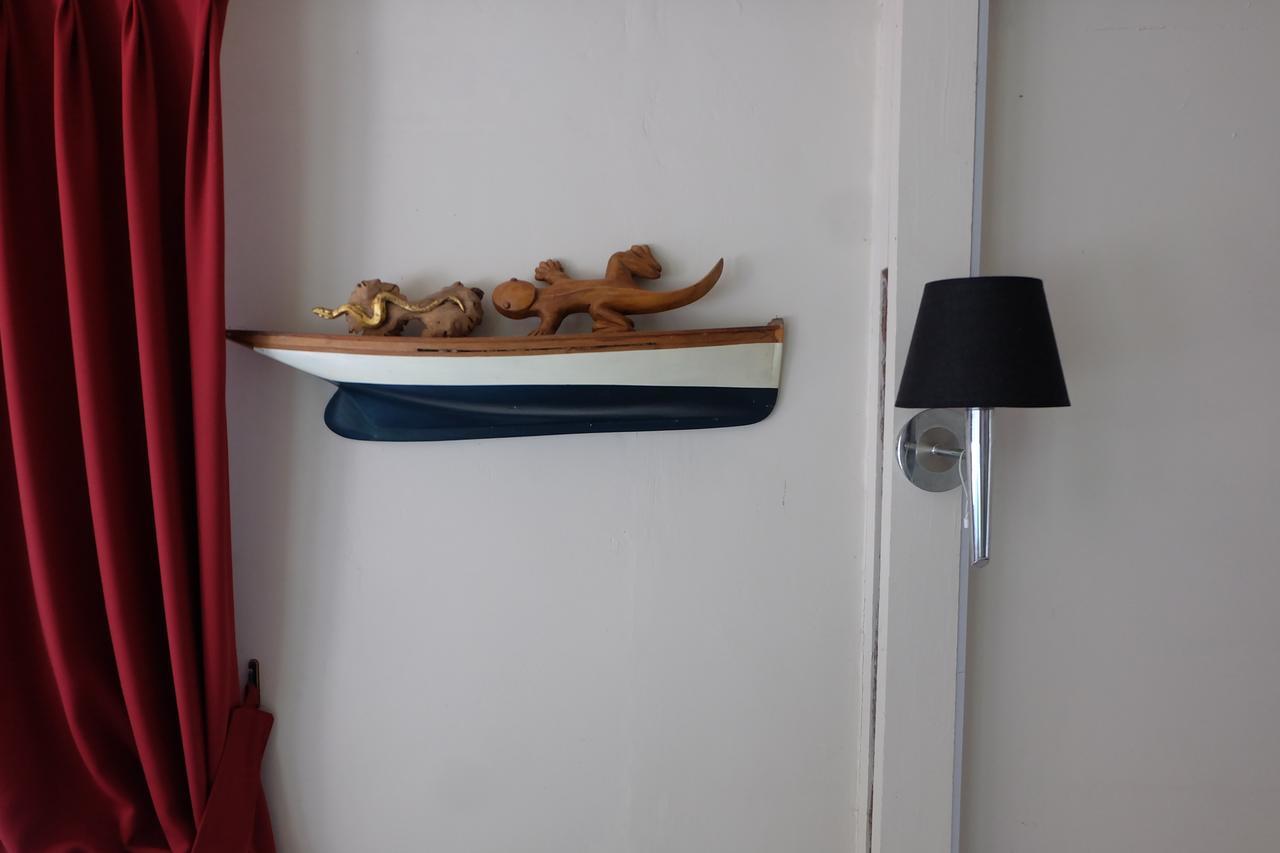 Isabella Putri Tempat Tidur & Sarapan